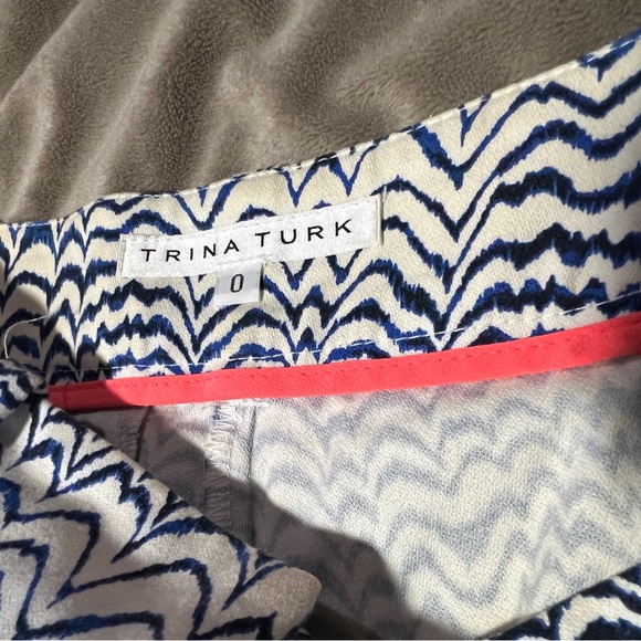 Very nice Trina Turk shorts - Picture 3 of 3